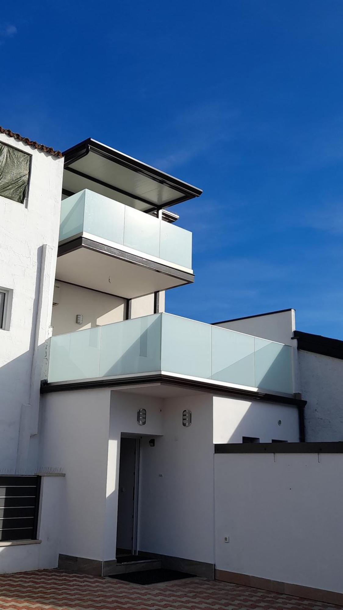 Apartments Donella 우마그 외부 사진
