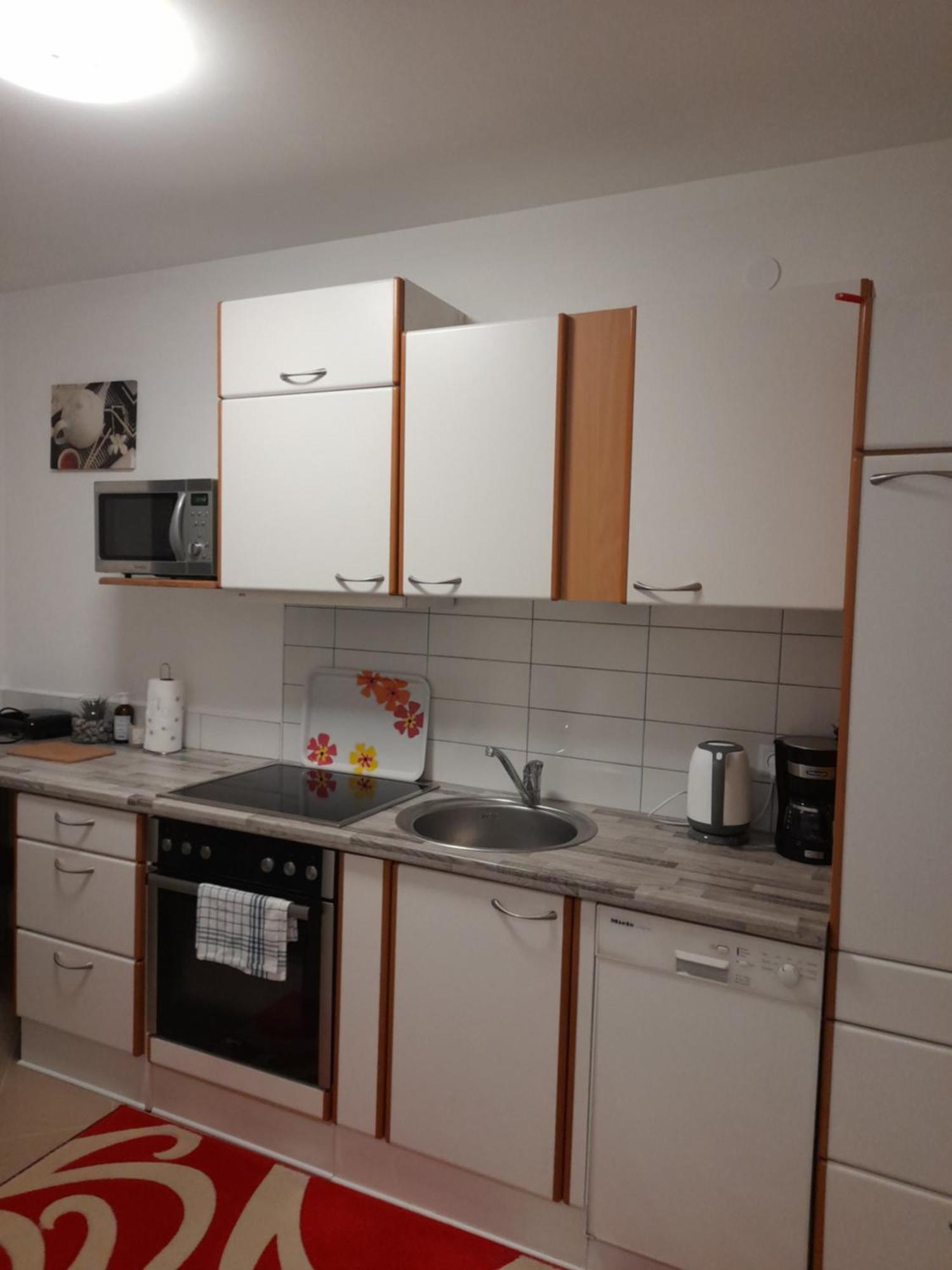 Apartments Donella 우마그 외부 사진
